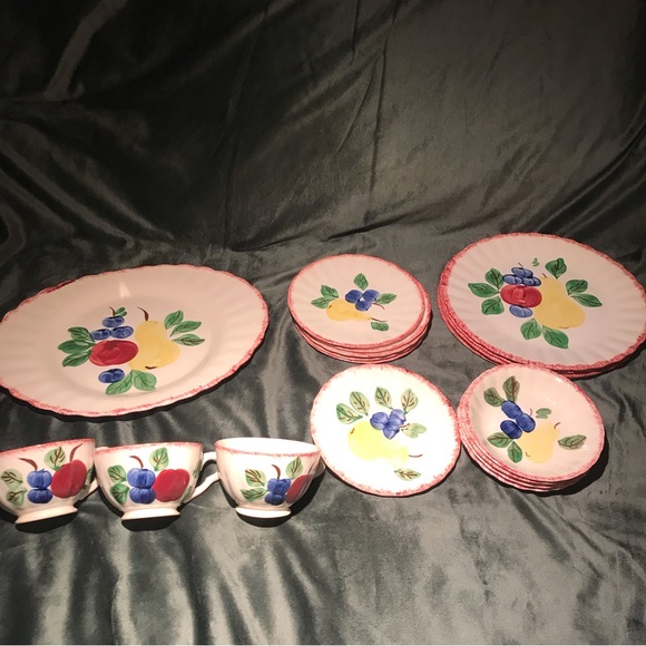 19 BLUE RIDGE Southern Potteries FRUIT SALAD plates pear plums apple Pink Edge